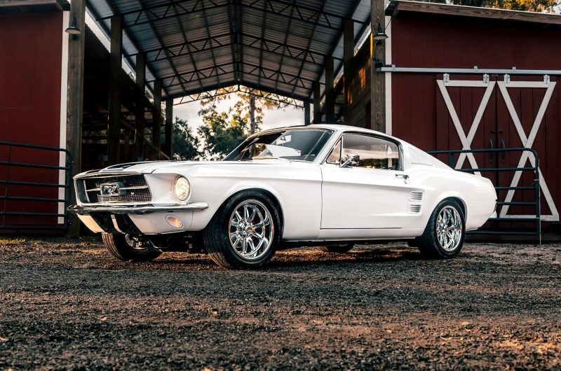 Ford Mustang ‘67 Ghost от ECD Automotive Design: классический рестомод с мотором Roush V8