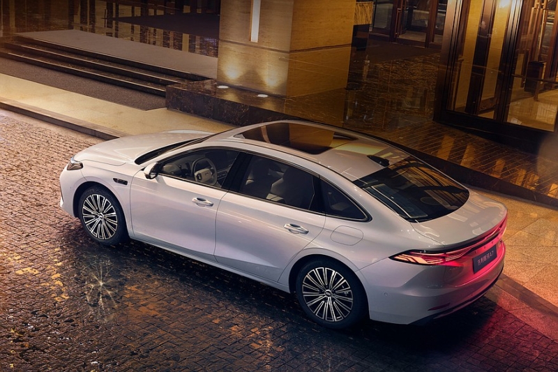 Geely полностью раскрыла дизайн седана Galaxy A7