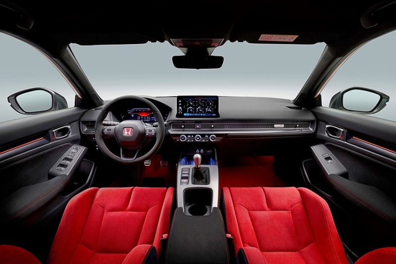 Honda Civic Type R прощается с Европой спецверсией Ultimate Edition