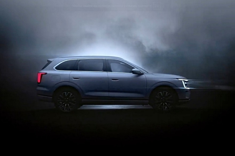 К дебюту готовится кроссовер Jetour X70L: фото без камуфляжа