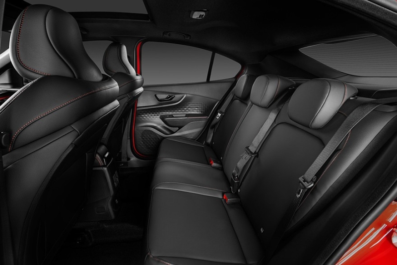 Кросс-купе Fiat Fastback обновилось в стиле Pulse, цены известны