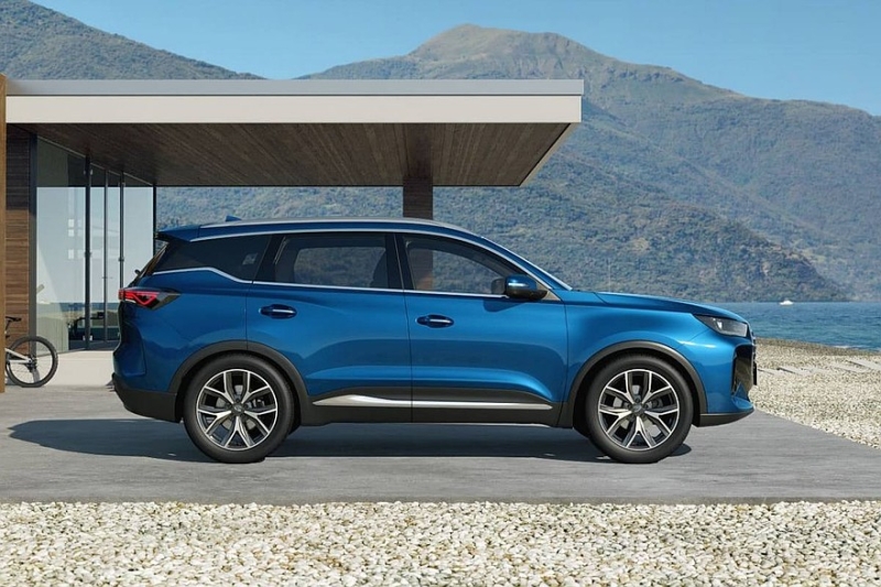 Кроссовер Chery Tiggo 7L получил полный привод в России: объявлены цены