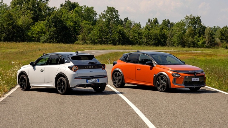 Lancia полностью рассекретила электрический хот-хэтч Ypsilon HF и бензиновый HF Line