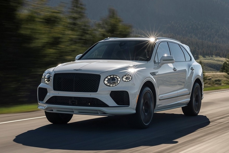 Обновлённый Bentley Bentayga Speed: минус 4 цилиндра, плюс 15 л.с. и дрифт-режим