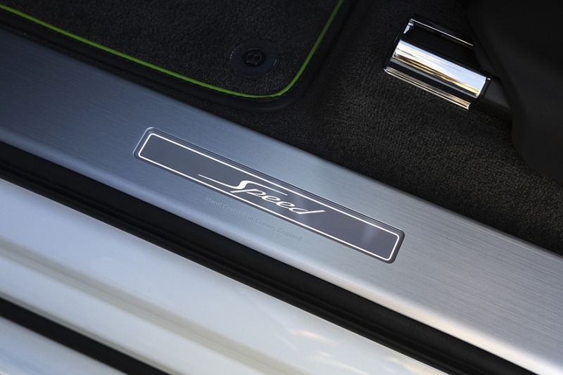 Обновлённый Bentley Bentayga Speed: минус 4 цилиндра, плюс 15 л.с. и дрифт-режим