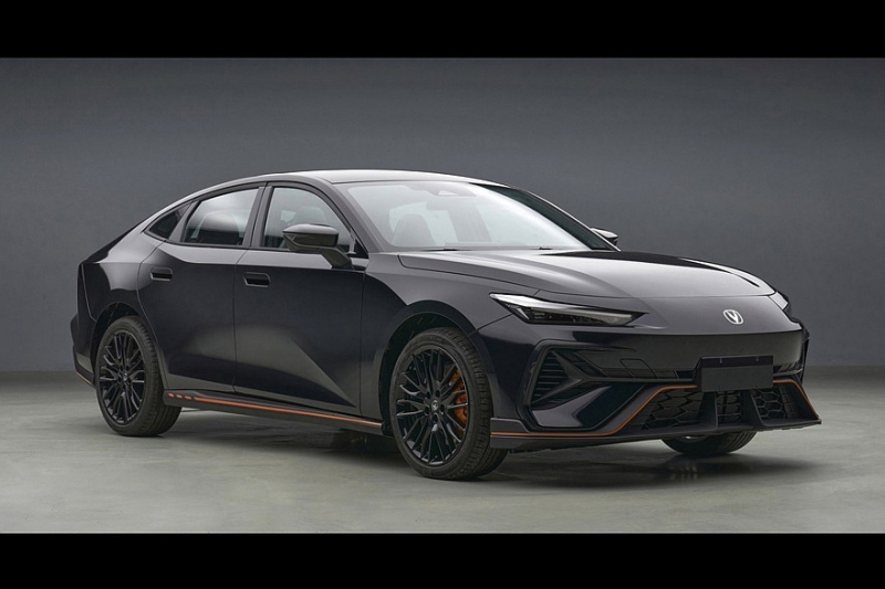 Показан Changan Uni-V с новым дизайном: лифтбек объявлен следующим поколением