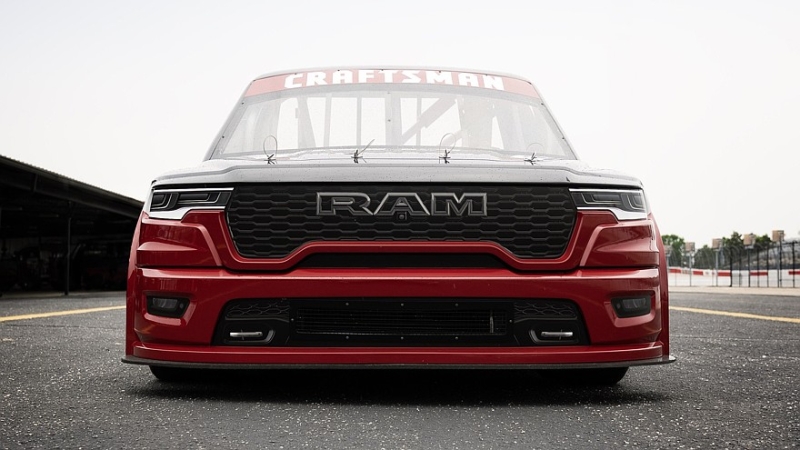 Ram вернулся в автоспорт и подготовил гоночный концепт своего пикапа 1500