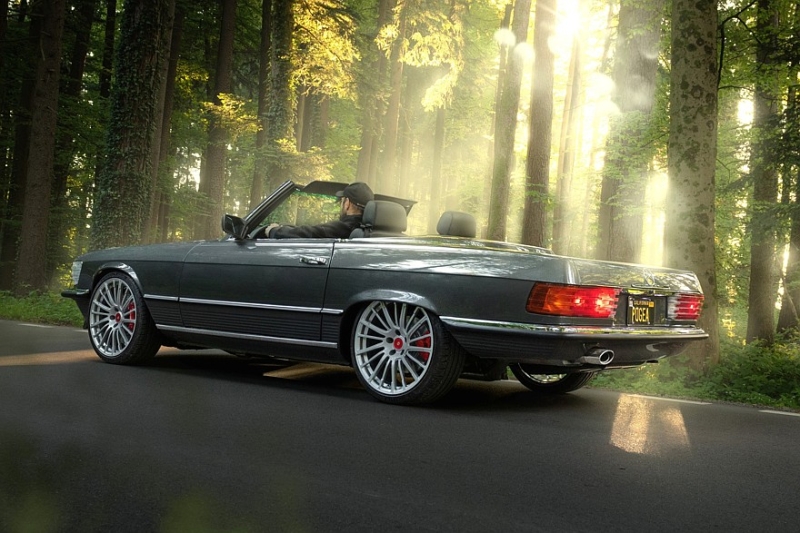 Тюнеры переходят на классику: рестомод от Pogea на базе Mercedes-Benz SL поколения R107