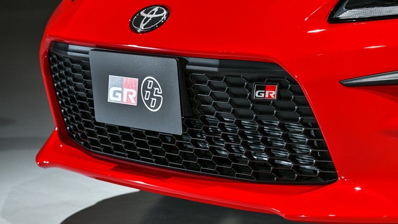 Toyota разрабатывает новый спорткар: прототип новой Celica уже показали дилерам