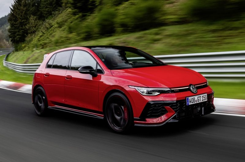 Volkswagen Golf GTI отмечает 50-летие юбилейной версией с форсированным мотором