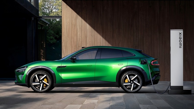 Xiaomi YU7 выходит на рынок в трёх версия и по более доступным, чем ожидалось, ценам