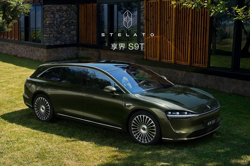 Huawei расширяет автобизнес: показаны универсал Stelato и первенец совместного бренда с SAIC