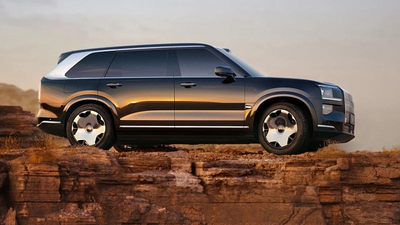 К выходу на рынок готовится флагманский кроссовер Zeekr 9X: салон и подробности о технике