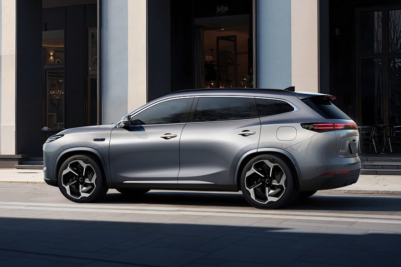 Кроссовер Exeed Sterra E05 на базе Exeed TXL: официальные фото