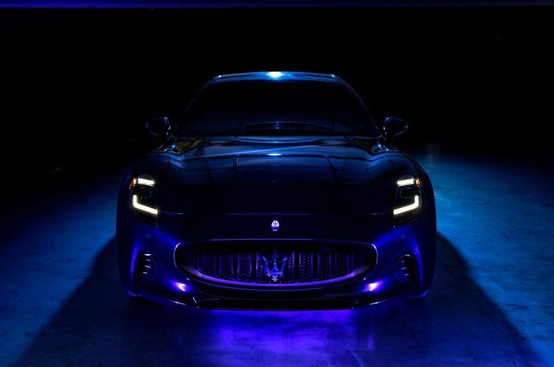Maserati готовит эксклюзивный спорткар с механической коробкой передач