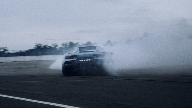 Maserati MCPura: роль нового суперкара исполнил MC20 с поправками во внешности и салоне