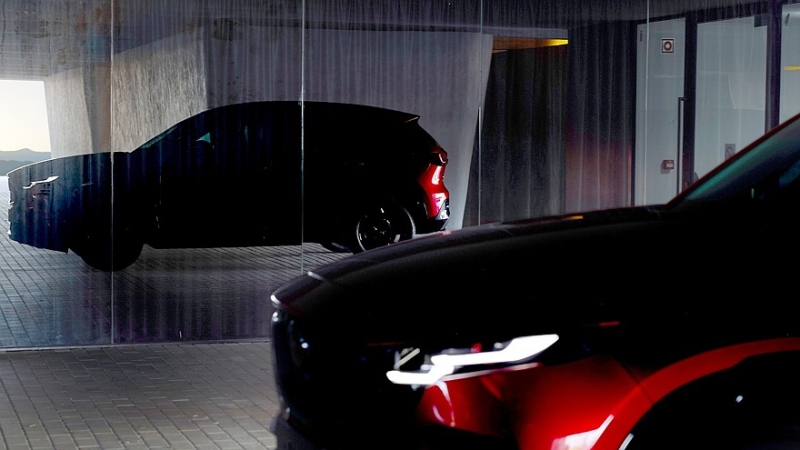 Mazda CX-5 нового поколения: официальные тизеры и дата премьеры