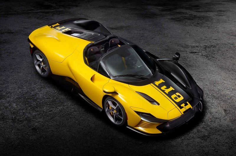 Не для прибыли, а для учащихся: уникальный Ferrari Daytona SP3 продадут на аукционе