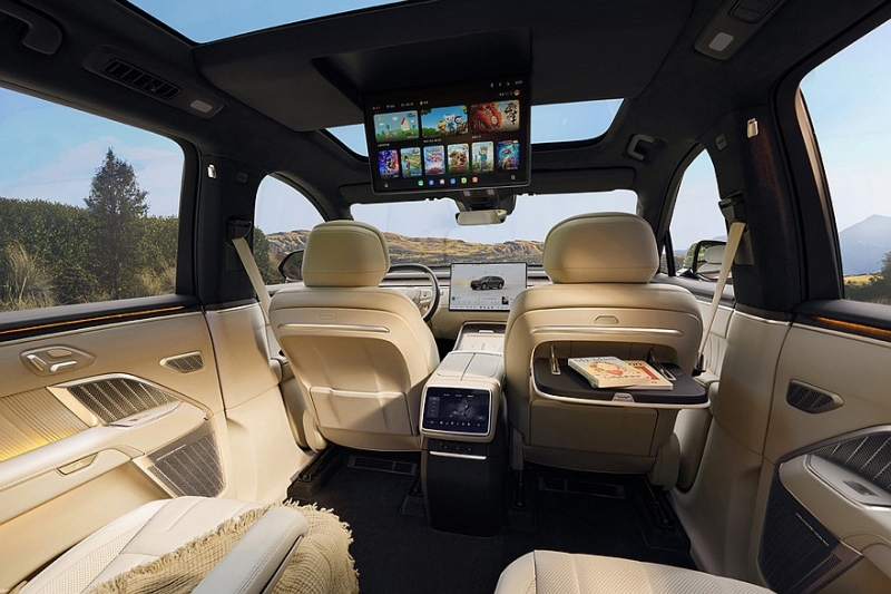 Nio готовится вывести на рынок большой кроссовер Onvo L90: рассекречен интерьер