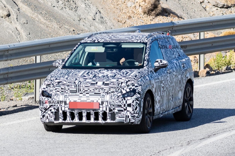 Новый компактный кроссовер Skoda Epiq проехался на камеру