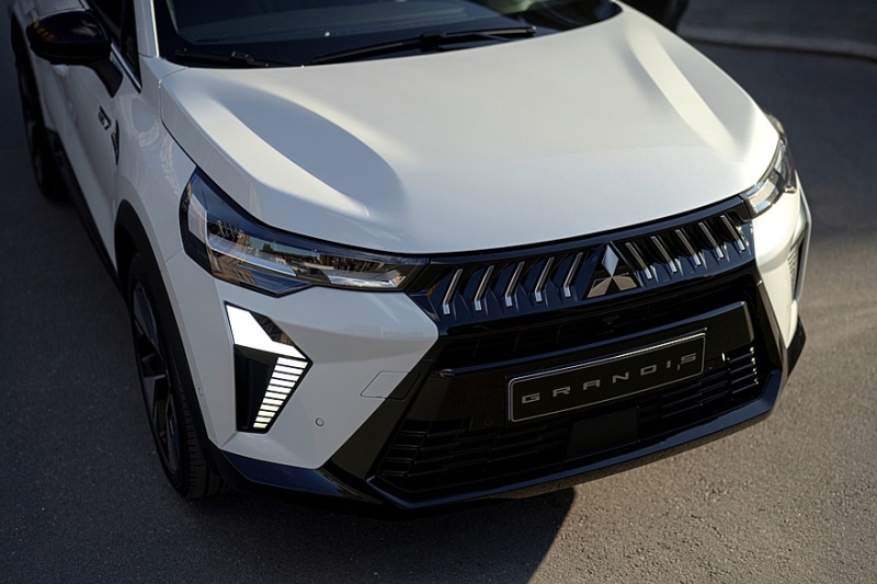 Новый Mitsubishi Grandis: вместо минивэна — ещё один клон паркетника Renault