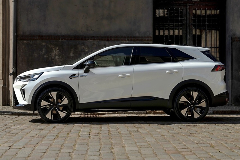 Новый Mitsubishi Grandis: вместо минивэна — ещё один клон паркетника Renault