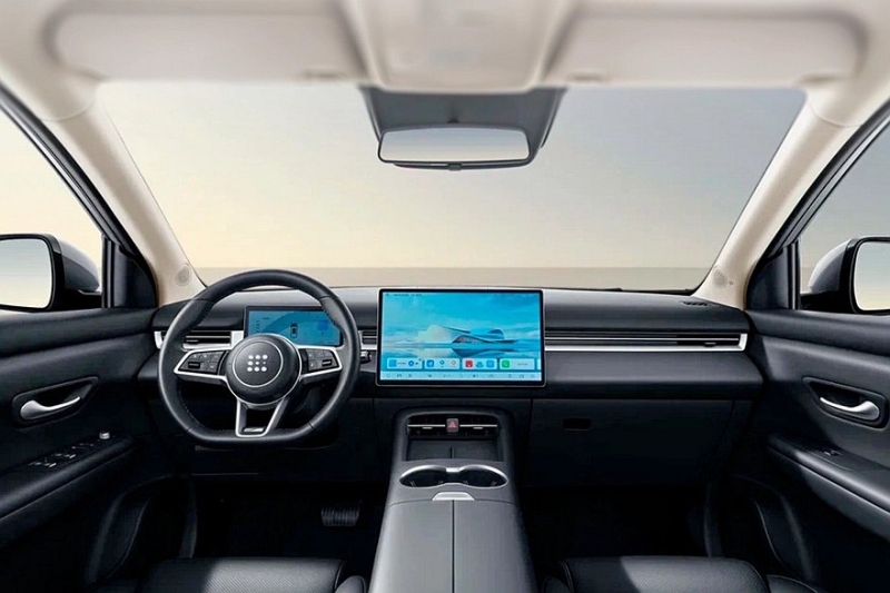 Обновлённый кроссовер Evolute i-Space скоро стартует в России: подробности