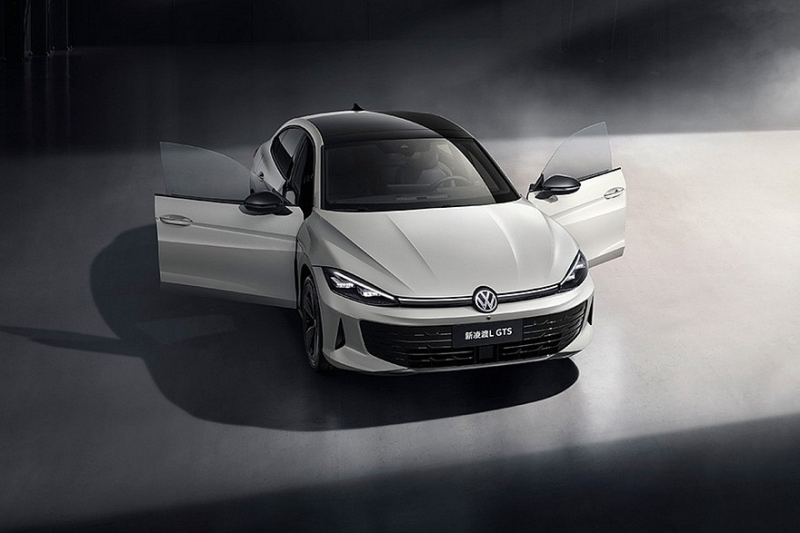 Обновлённый лифтбек Volkswagen Lamando L: раздельные экраны, более мощный мотор и GTS-версия