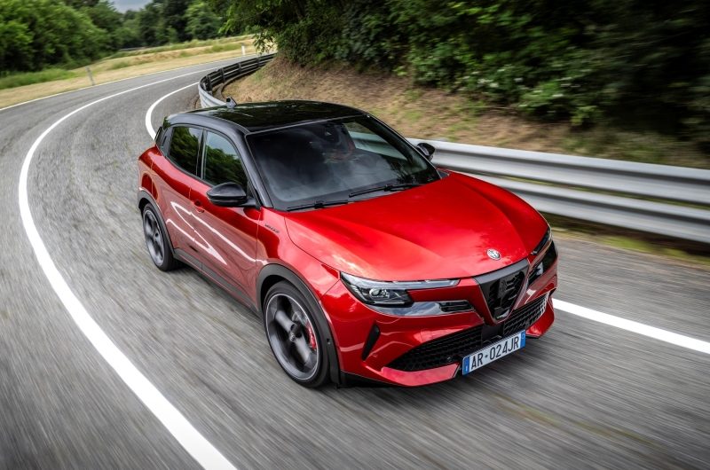 Падение по всем ключевым показателям: корпорация Stellantis стала убыточной