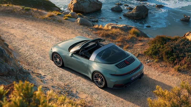 Porsche обновила полноприводные двухдверки 911 Carrera 4S