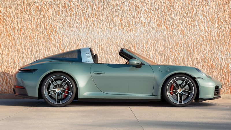 Porsche обновила полноприводные двухдверки 911 Carrera 4S