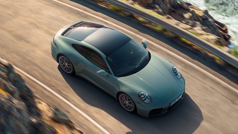Porsche обновила полноприводные двухдверки 911 Carrera 4S