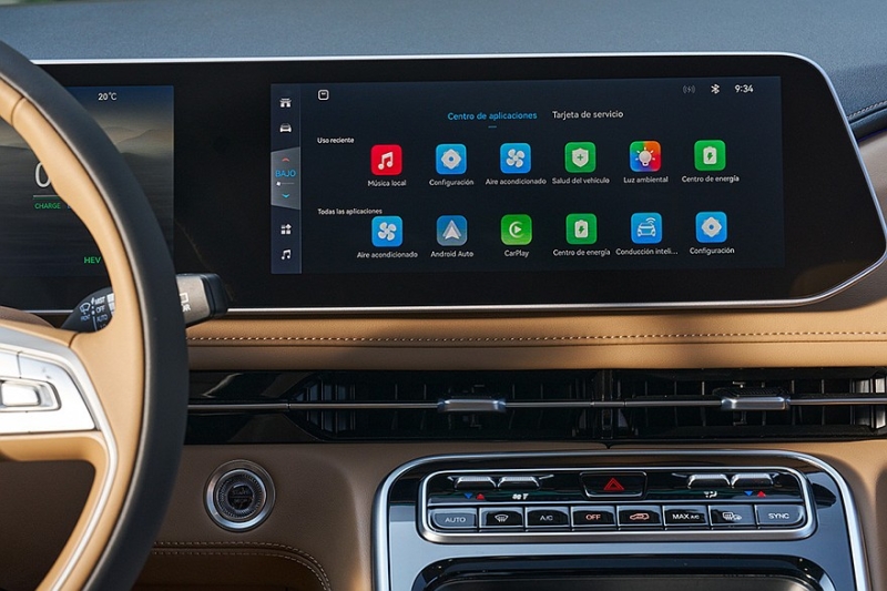 Представлен экспортный минивэн JAC Traveler. В России он появится под маркой Sollers