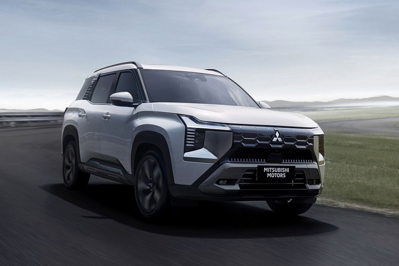 Представлен кроссовер Mitsubishi Destinator для небогатых рынков: семь мест и турбомотор