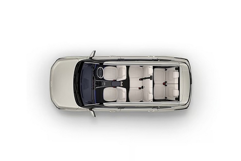 «Престижный» кроссвэн Kia Carens Clavis с другой «начинкой»: продажи начались