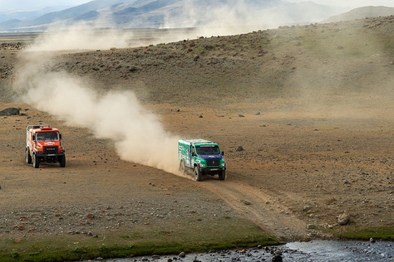 Ралли «Шёлковый путь – 2025» завершен : Команда ГАЗ Рейд Спорт с бронзой в Т1!