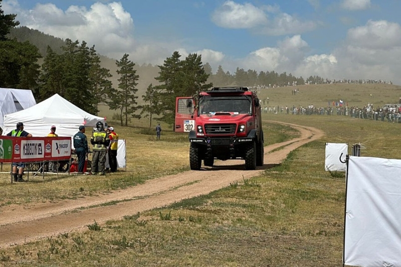 «Шёлковый путь – 2025»: много грязи, луж, узких дорожек и первые технические проблемы