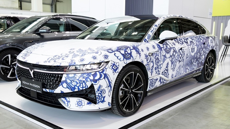 Стартовали продажи гибридного седана Voyah Passion с местной пропиской. Цена известна