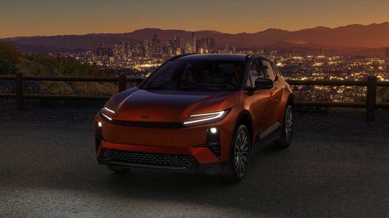 Subaru готовит новый кроссовер: первый тизер Uncharted