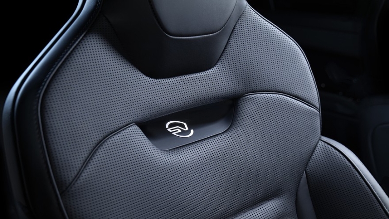 Внедорожник Range Rover Sport SV обзавёлся более динамичной версией