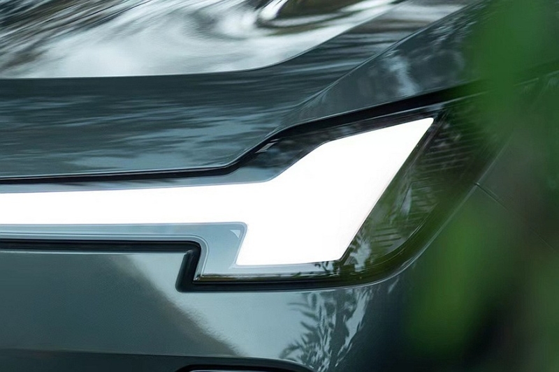 Volvo XC70 в виде кроссовера готовится к выходу на рынок: новые официальные фото