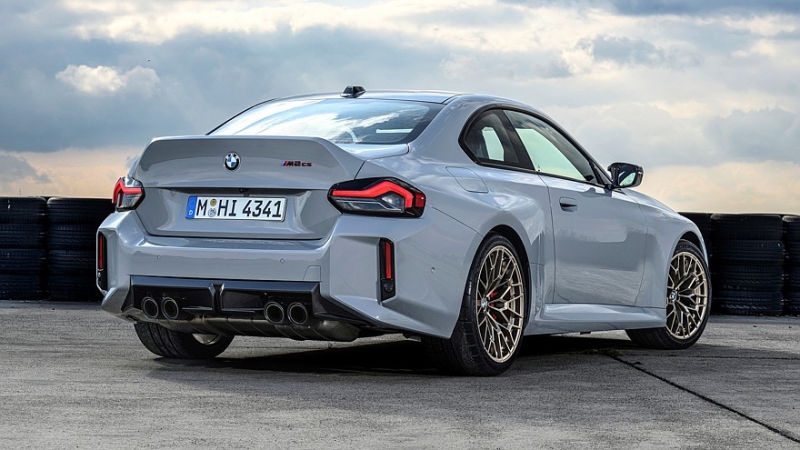 Задний привод по-прежнему рулит: BMW M2 CS установил новый рекорд Нюрбургринга