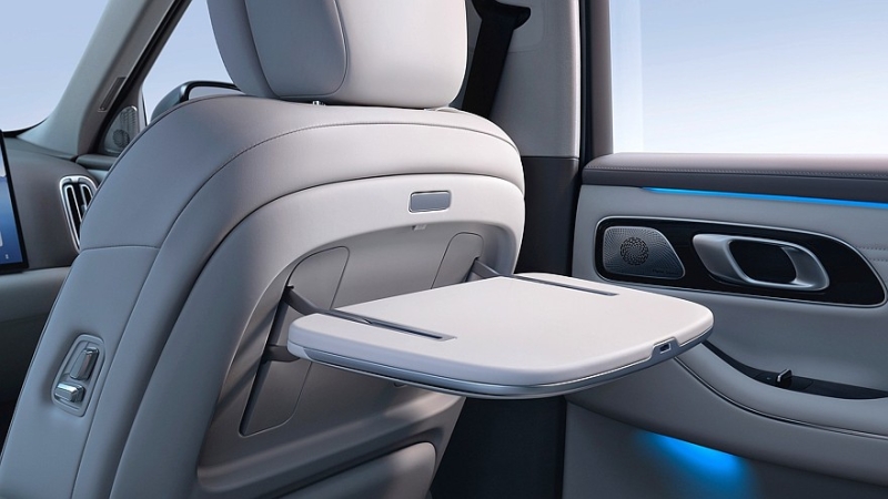 Флагманский кроссовер Geely Galaxy M9: отличный баланс цена/оснащение и ажиотаж