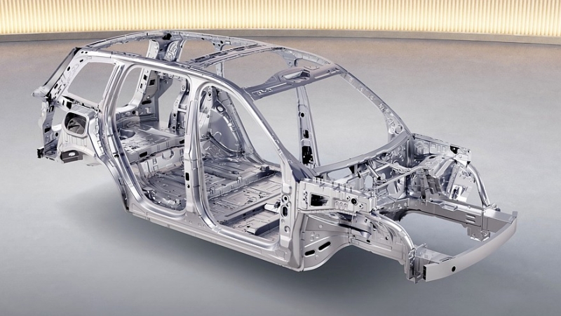 Флагманский кроссовер Geely Galaxy M9: отличный баланс цена/оснащение и ажиотаж