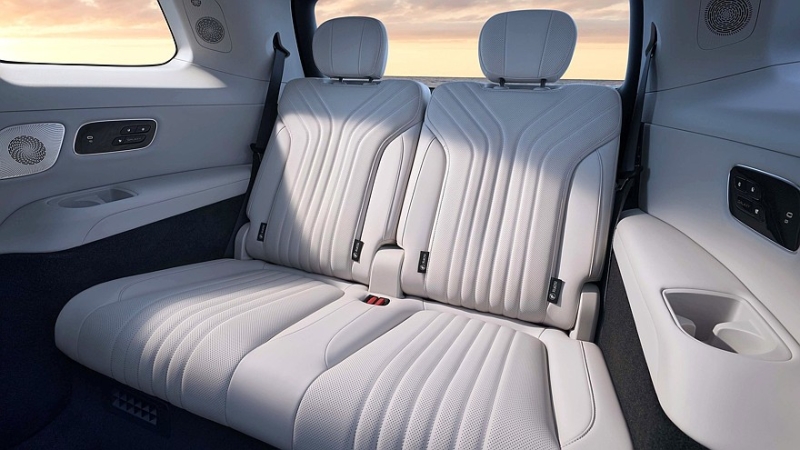 Флагманский кроссовер Geely Galaxy M9: отличный баланс цена/оснащение и ажиотаж