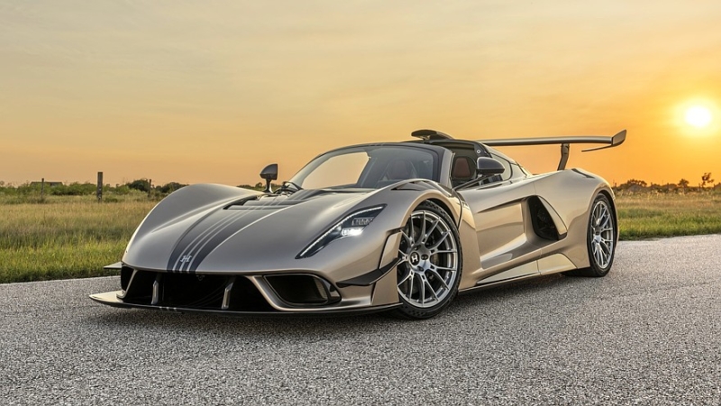 Hennessey Venom F5 Revolution LF: форсированный до 2059 л.с. V8, МКП и задний привод
