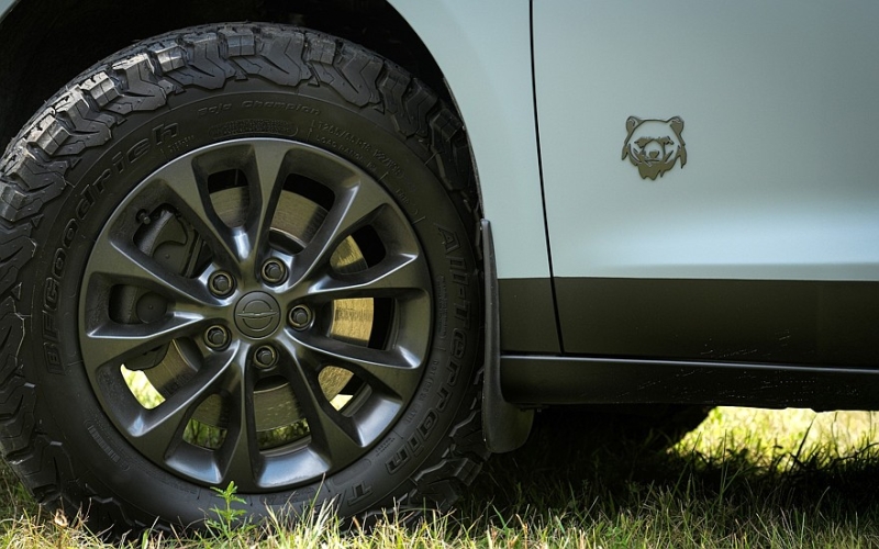 Минивэн Chrysler Pacifica прикинулся внедорожником: версия Grizzly Peak для турпоходов