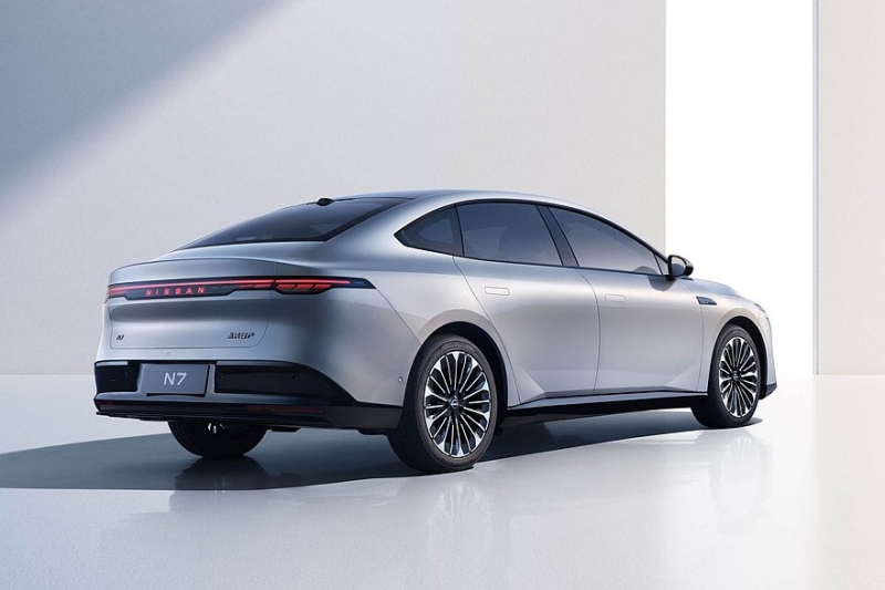 Nissan Teana вернётся в новом стиле, компанию ей составит седан Nissan N6