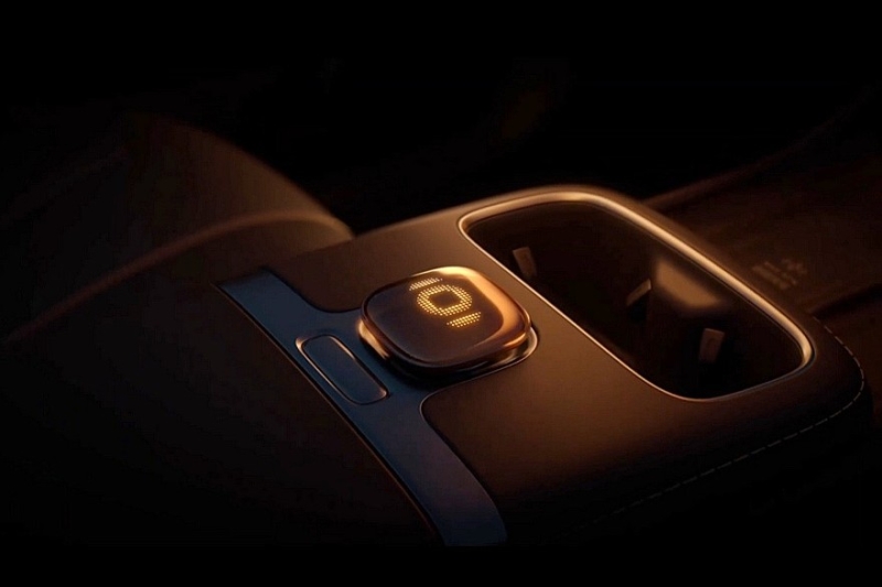 Новый лифтбек Changan Qiyuan A06 с несколькими вариантами начинки: показан интерьер