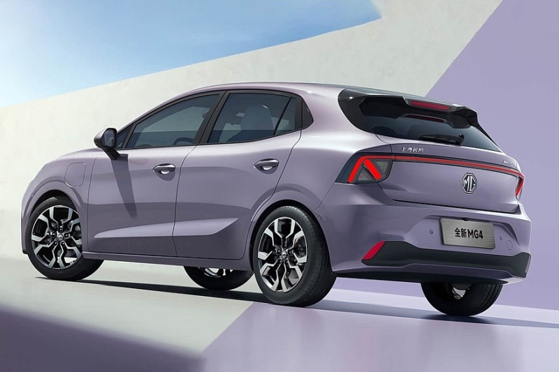 Новый MG 4 полностью рассекречен: женский вайб и намного дешевле предшественника
